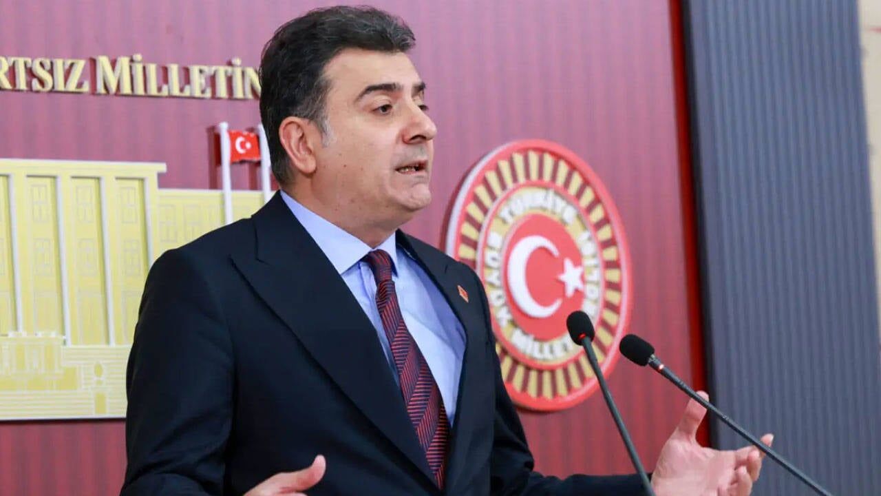 Yeni Partili Emre: Üye sayısında 400 bini geçmiş durumdayız