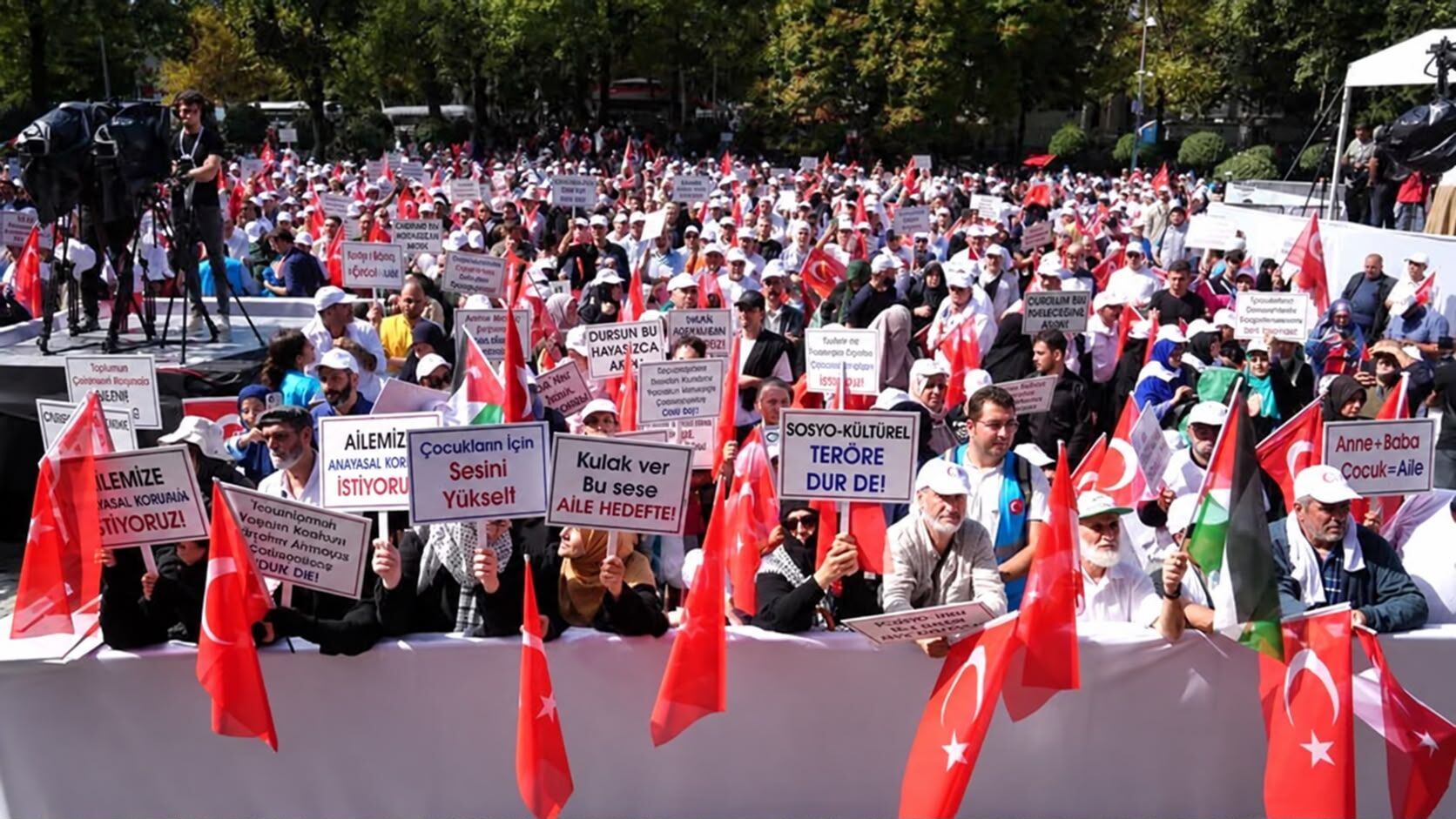 Bolu Büyük Aile Platformu’ndan “Ailem Güvende” Operasyonlarına Destek