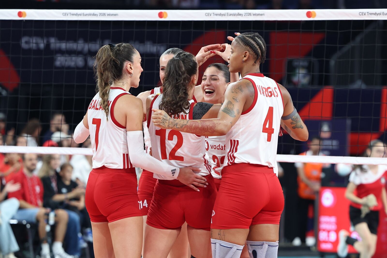 A Milli Kadın Voleybol Takımı, Avrupa Şampiyonası'nda yarı finale yükseldi