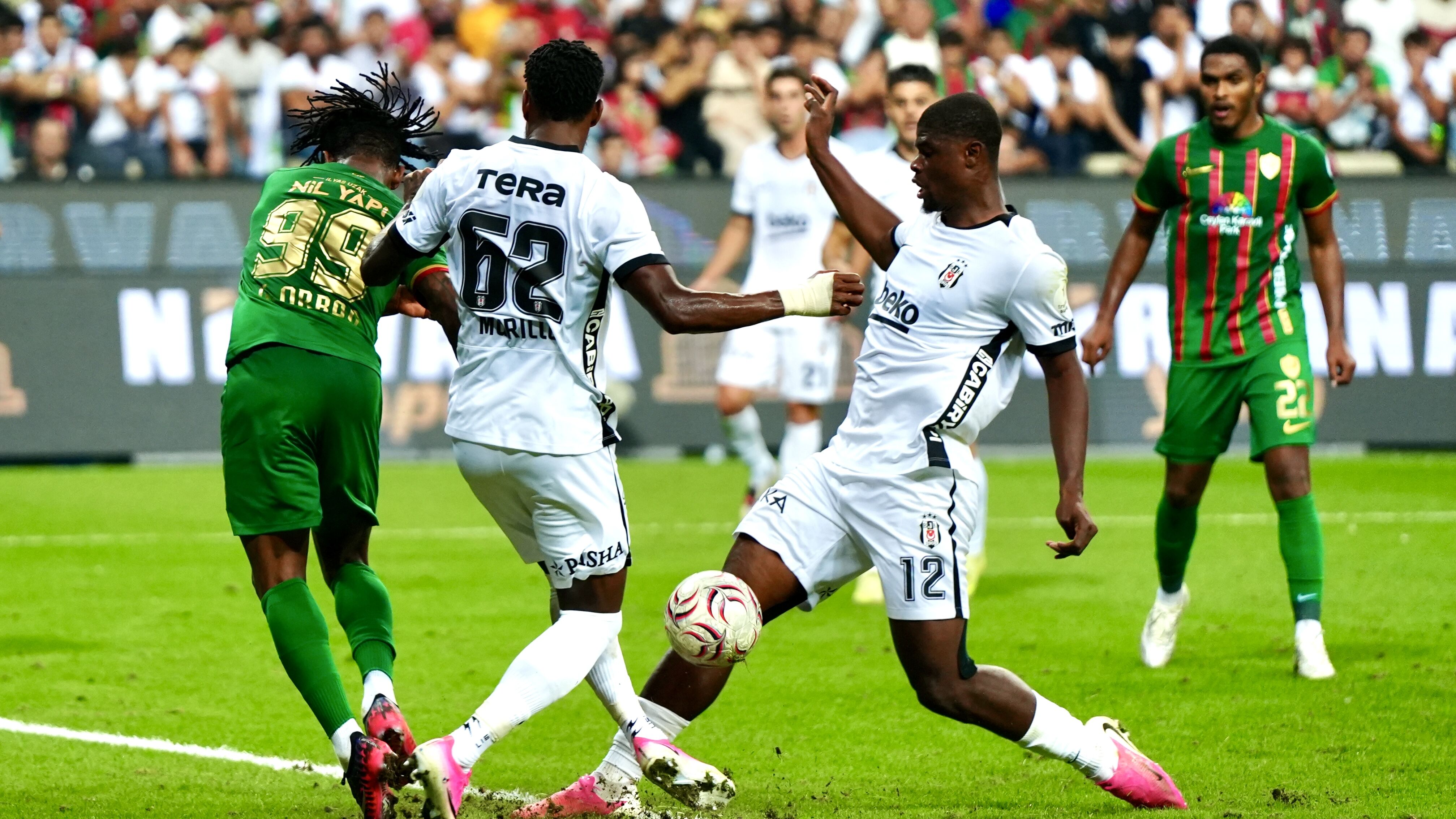 Amed Sportif Faaliyetler : 3-2 : Beşiktaş