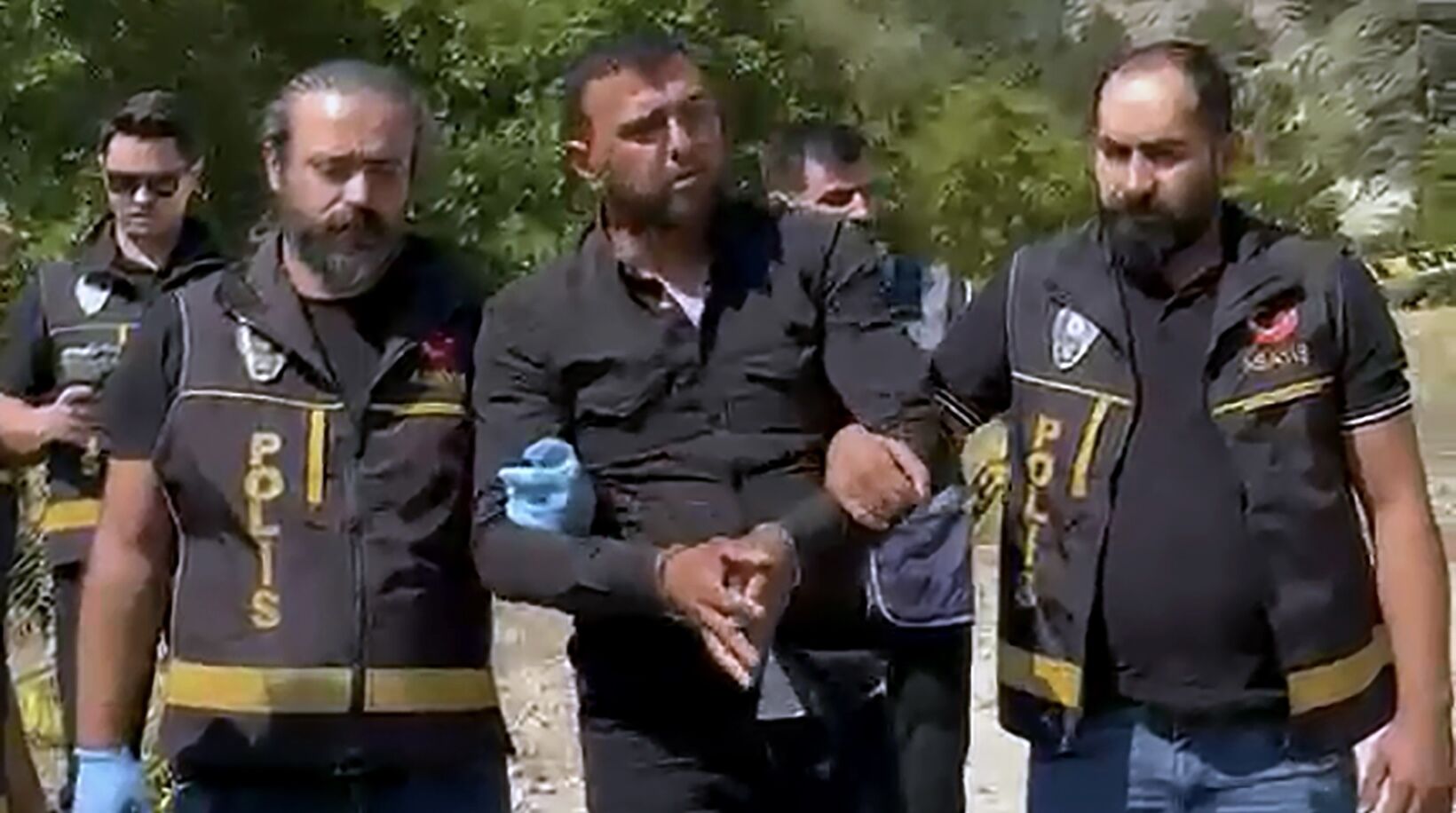 Kayıp Ayşegül'ün cesedi, 24 gün sonra ormanda gömülü halde bulundu