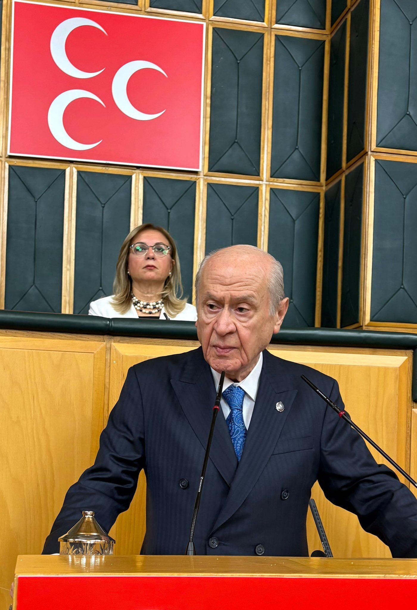 POLİTİKA