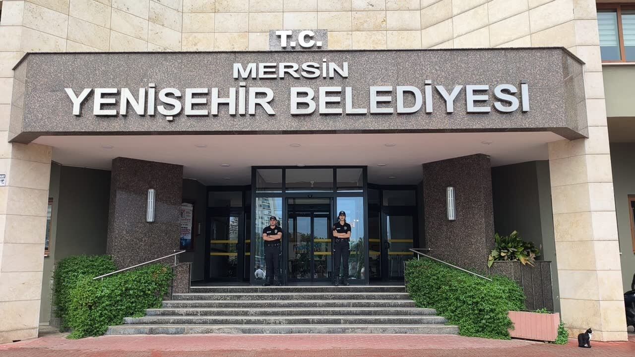 Mersin’de belediyelere yolsuzluk soruşturması: 59 şüpheli gözaltında