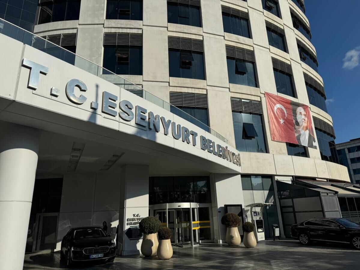Esenyurt Belediyesine yönelik soruşturmada 17 şüpheli gözaltına alındı