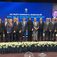 POLİTİKA