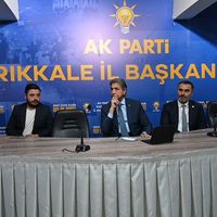 POLİTİKA