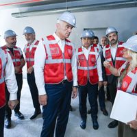 POLİTİKA