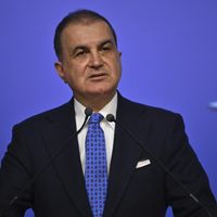 POLİTİKA