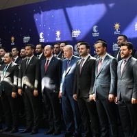 POLİTİKA