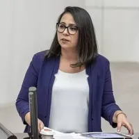 POLİTİKA