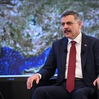 POLİTİKA