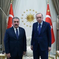 POLİTİKA