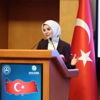 POLİTİKA