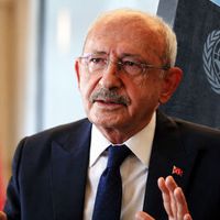 POLİTİKA