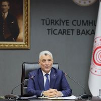 POLİTİKA
