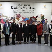 POLİTİKA
