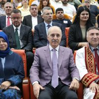 POLİTİKA