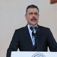 POLİTİKA