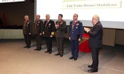 Bakan Güler, 'Madalya Tevcih, Başarılı Birlik ve Personelin Ödüllendirilmesi Töreni'ne katıldı