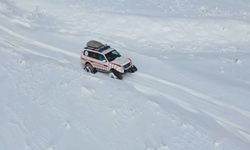 Bitlis'te ekipler, hasta kadın için seferber oldu