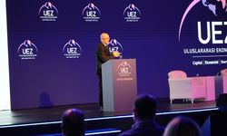 Bakan Şimşek: Türkiye'nin dayanıklı olduğuna inanıyoruz