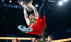 Karşıyaka potada son topa kadar direniyor