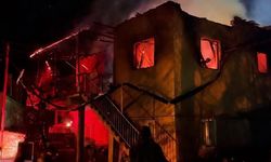 Kızı 'Melek'i yangında kaybedip evsiz kalan anne, hayata tutunmaya çalışıyor