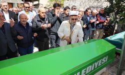 Samsun’da bir gün arayla ölen kardeşler, yan yana toprağa verildi