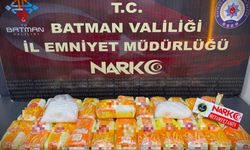 TIR'ın taşıdığı cipin tabanında 24,6 kilo uyuşturucu ele geçirildi
