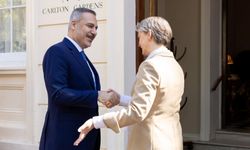 Türkiye İngiltere arasında Stratejik Ortaklık Çerçeve Belgesi imzalandı