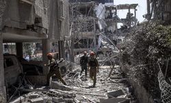 İran: İsrail, demir yolu köprüsüne saldırı düzenledi