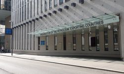 OPEC+ üyesi 7 ülke, haziranda petrol üretimini artıracak
