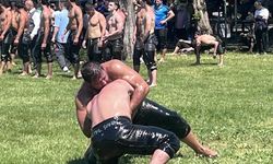 Ünlü başpehlivanlar Kağıthane'de er meydanına çıktı