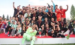 Muğlaspor tarihi şampiyonluğu kutladı