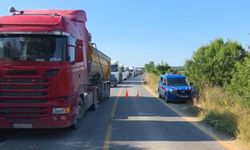 Çatalca'da kamyonların arasında kalan motosiklet sürücüsü ağır yaralandı