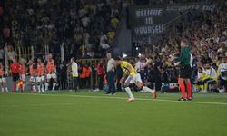 Fenerbahçe : 2-0 : Sturm Graz