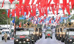 Vatan Caddesi'nde 30 Ağustos Zafer Bayramı töreni
