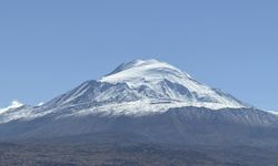 Ağrı Dağı beyaza büründü