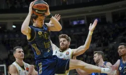 Fenerbahçe Tarfin : 76-66 : Dubai Basketbol