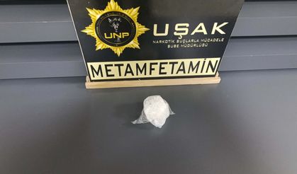 Şüphe üzerine durdurulan 2 İranlının midesinden uyuşturucu çıktı