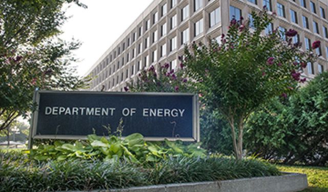 ABD: Venezuela petrolünü biz satacağız ve gelirleri kontrol edeceğiz