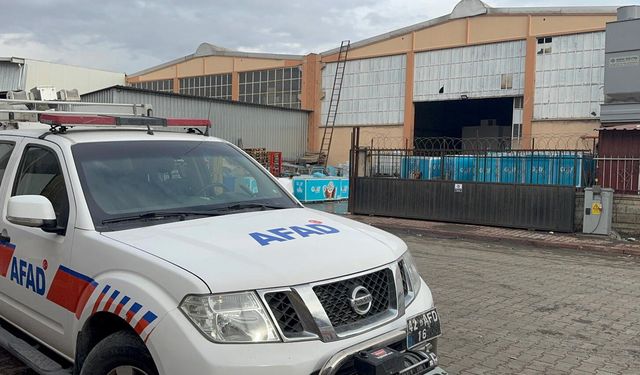 Depoda 'amonyak gazı' sızıntısı; ekipler tahliye çalışması yaptı