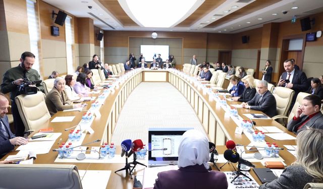 Bakan Memişoğlu: 2025'te 2 milyon 200 bin kadına ücretsiz meme kanseri taraması yaptık