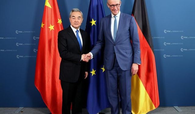 Çin Dışişleri Bakanı Wang, Almanya Başbakanı Merz ile görüştü