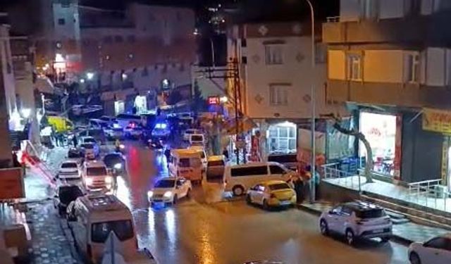 Düğün salonu önünde silahlı saldırıda ağır yaralandı