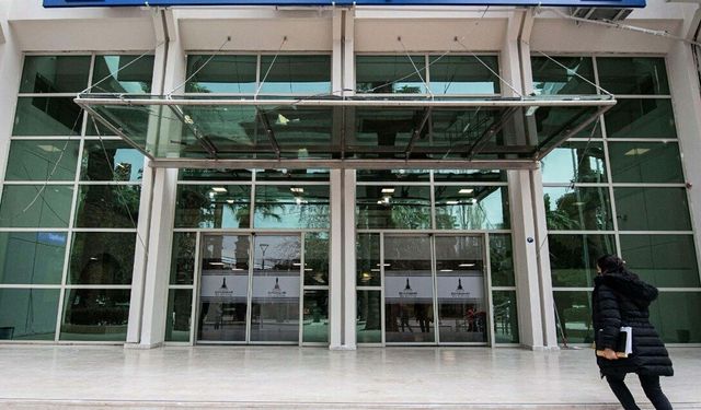 İZBETON'a operasyon: 21 gözaltı