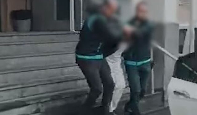 Kayseri’de boşanma aşamasındaki eşini defalarca bıçakladı