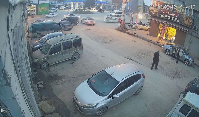 Malatya'da kadına sokak ortasında silahla tehdit