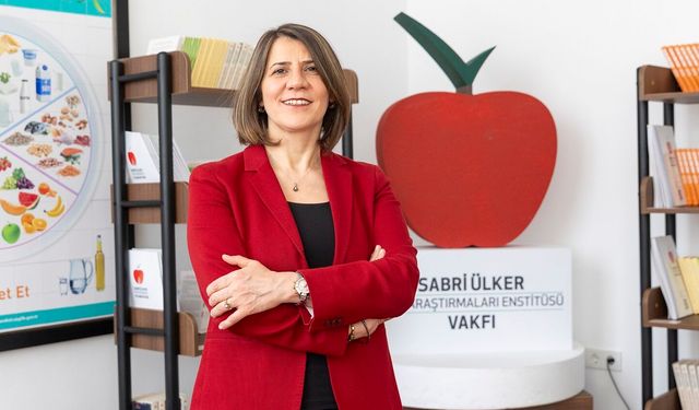 Sabri Ülker Vakfı Bilim Kurulu Üyesi Prof. Dr. Demirel'den 'sahurda denge, iftarda ölçü' uyarısı