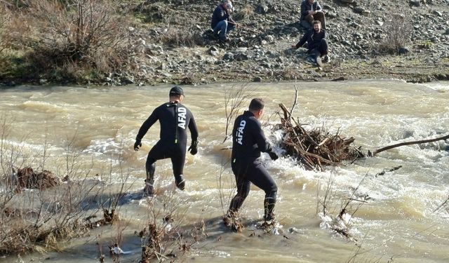 Tokat'ta kayıp olarak aranan kadın derede ölü bulundu